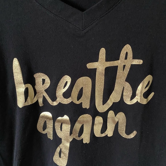 BREATHE AGAIN tee - Picture 4 of 5